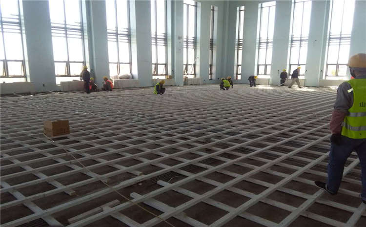 大型籃球?qū)嵞具\(yùn)動(dòng)地板結(jié)構(gòu)