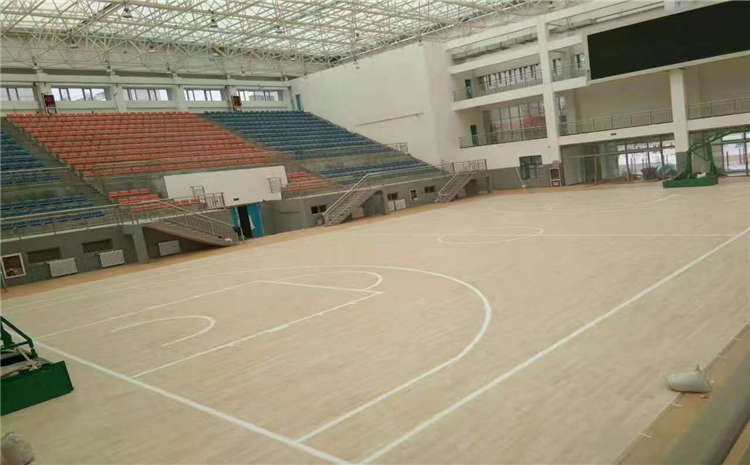 俄勒岡松NBA籃球場(chǎng)木地板怎么保養？