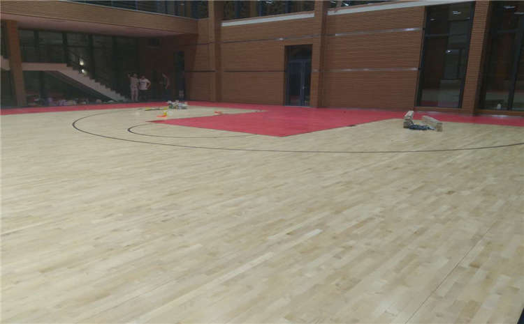 學(xué)?；@球運動(dòng)地板報價(jià)