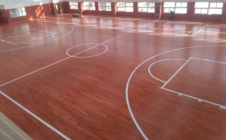 溫州運動(dòng)實(shí)木地板施工團隊